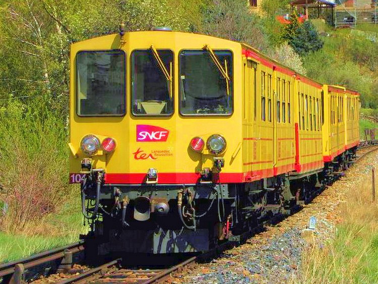 train jaune 10
